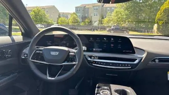 2025 Cadillac Lyriq 1GYKPNRL0SZ310091