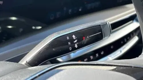 2025 Cadillac Lyriq 1GYKPNRL0SZ310091