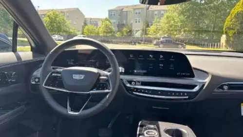 2025 Cadillac Lyriq 1GYKPNRL0SZ310091