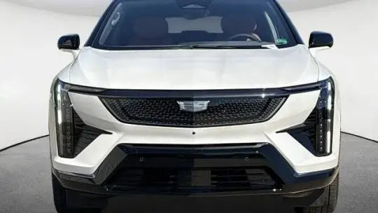 2025 Cadillac OPTIQ 3GYK3GMR4SS189985