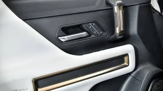 2022 GMC HUMMER EV Pickup 1GT40FDA3NU100357