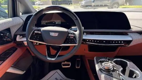 2025 Cadillac OPTIQ 3GYK3GMR4SS189985