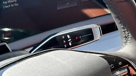 2025 Cadillac OPTIQ 3GYK3GMR4SS189985