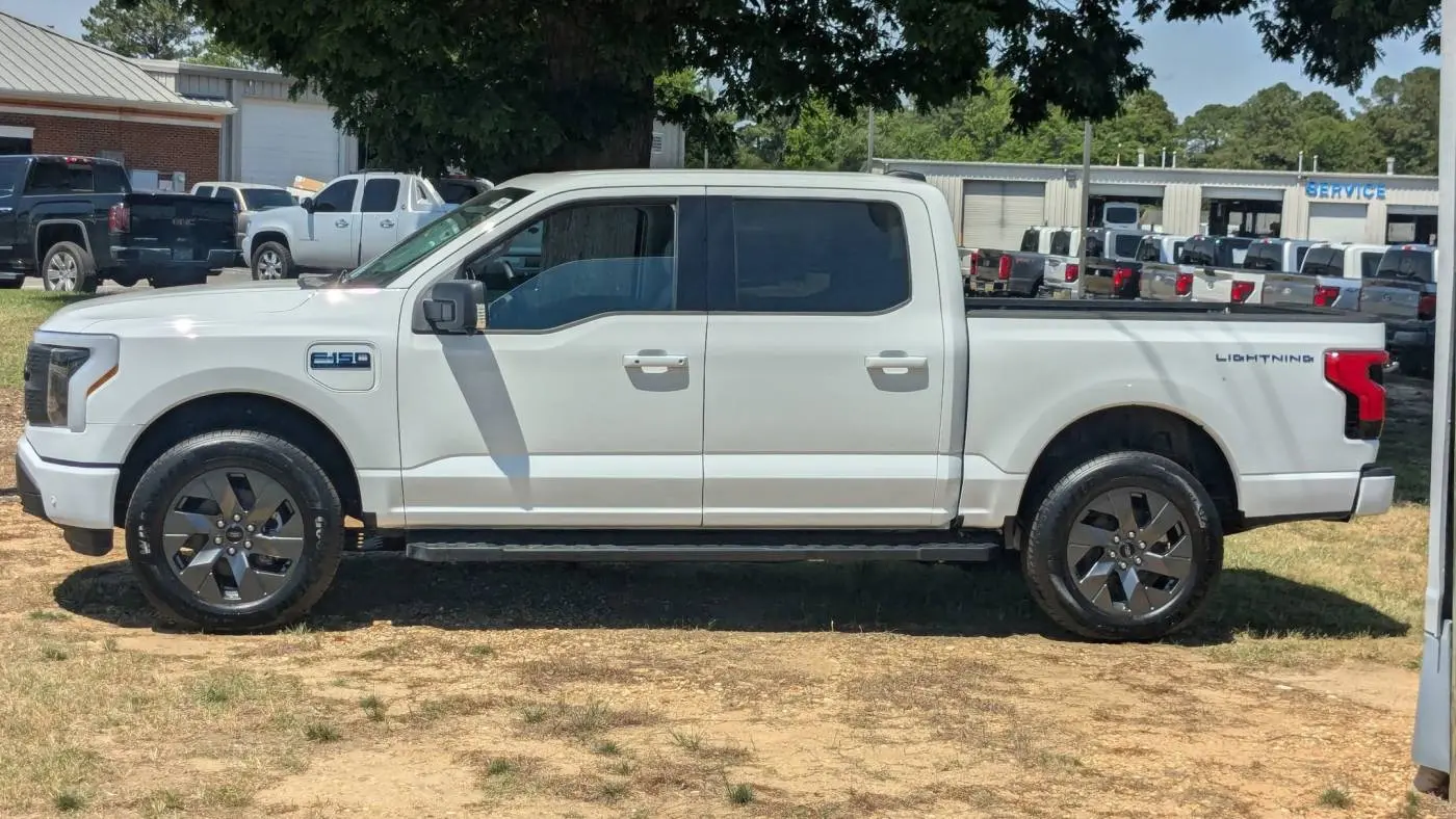 2025 Ford F-150 Lightning 1FT6W3L79SWG04858