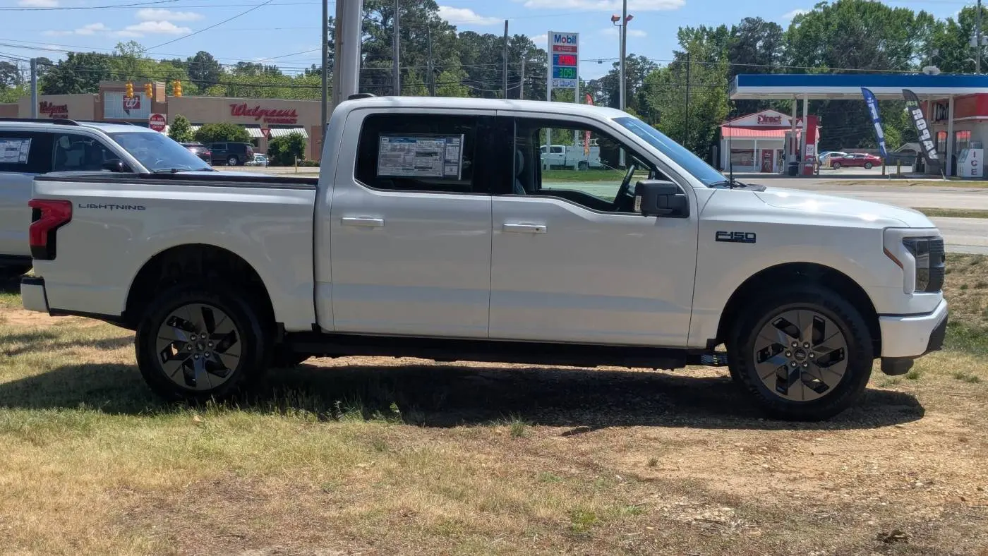 2025 Ford F-150 Lightning 1FT6W3L79SWG04858