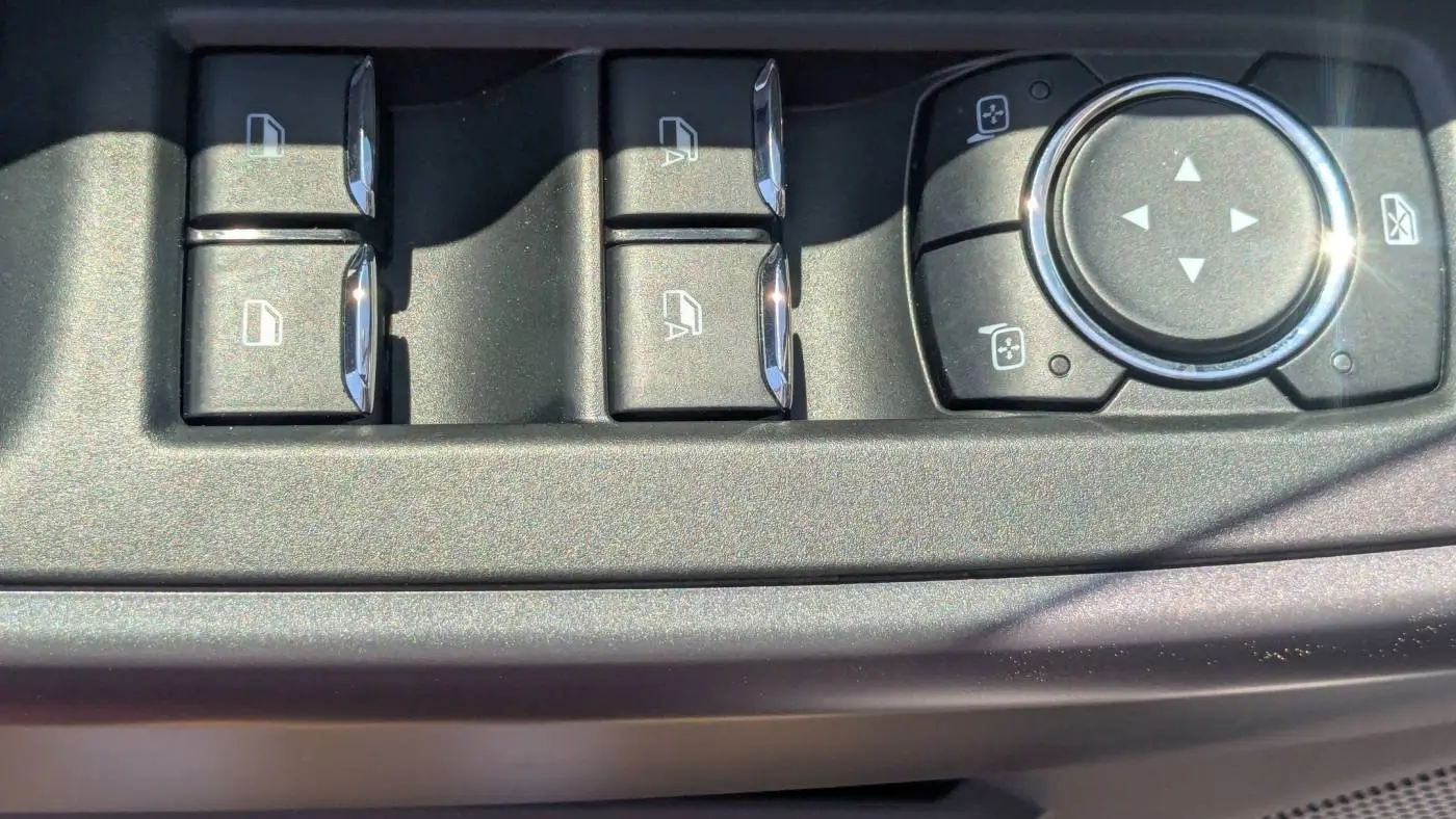 2025 Ford F-150 Lightning 1FT6W3L79SWG04858