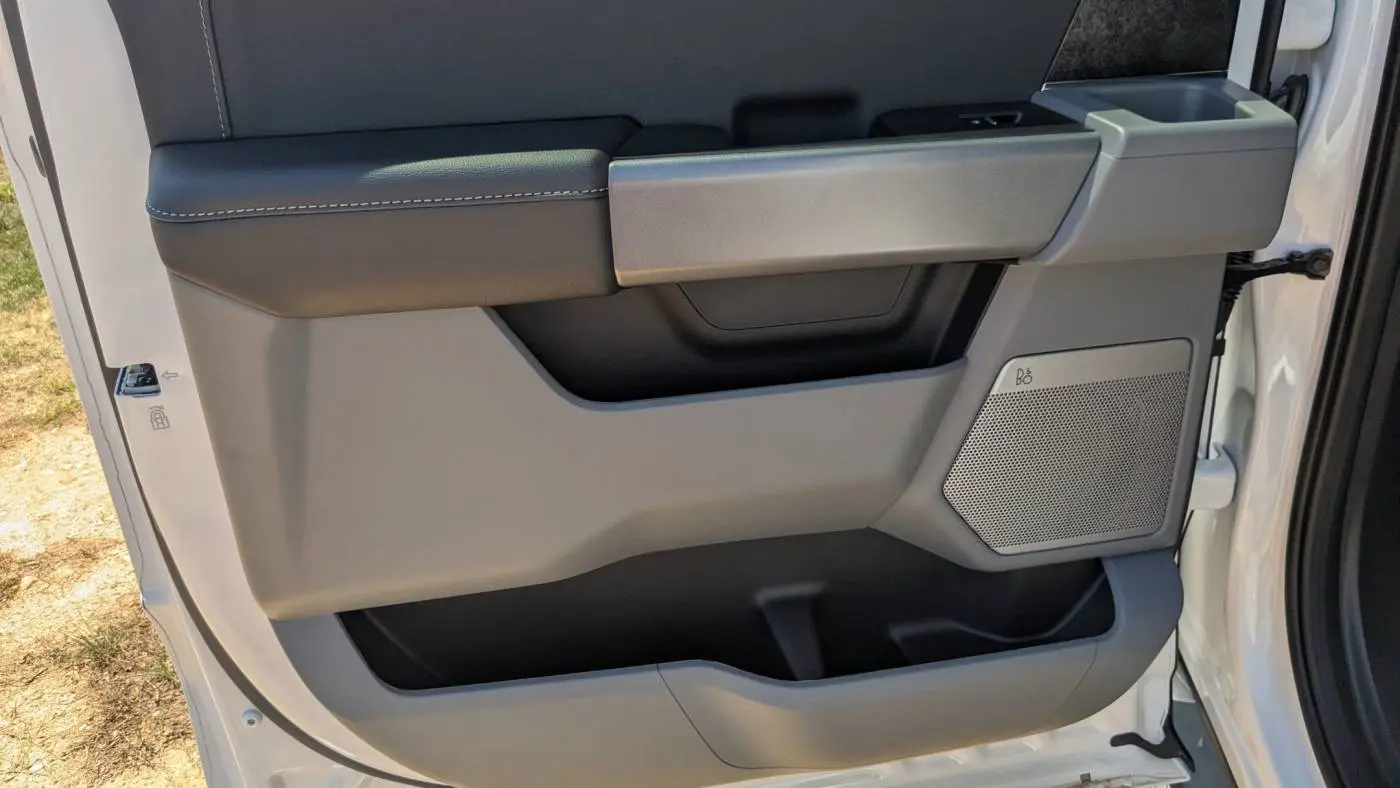 2025 Ford F-150 Lightning 1FT6W3L79SWG04858