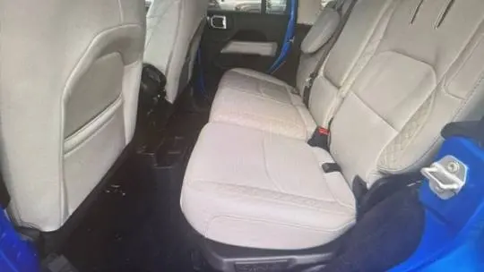 2022 Jeep Wrangler 1C4JJXP65NW172100
