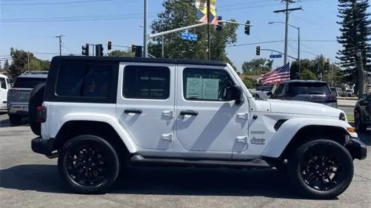 2022 Jeep Wrangler 1C4JJXP66NW108941
