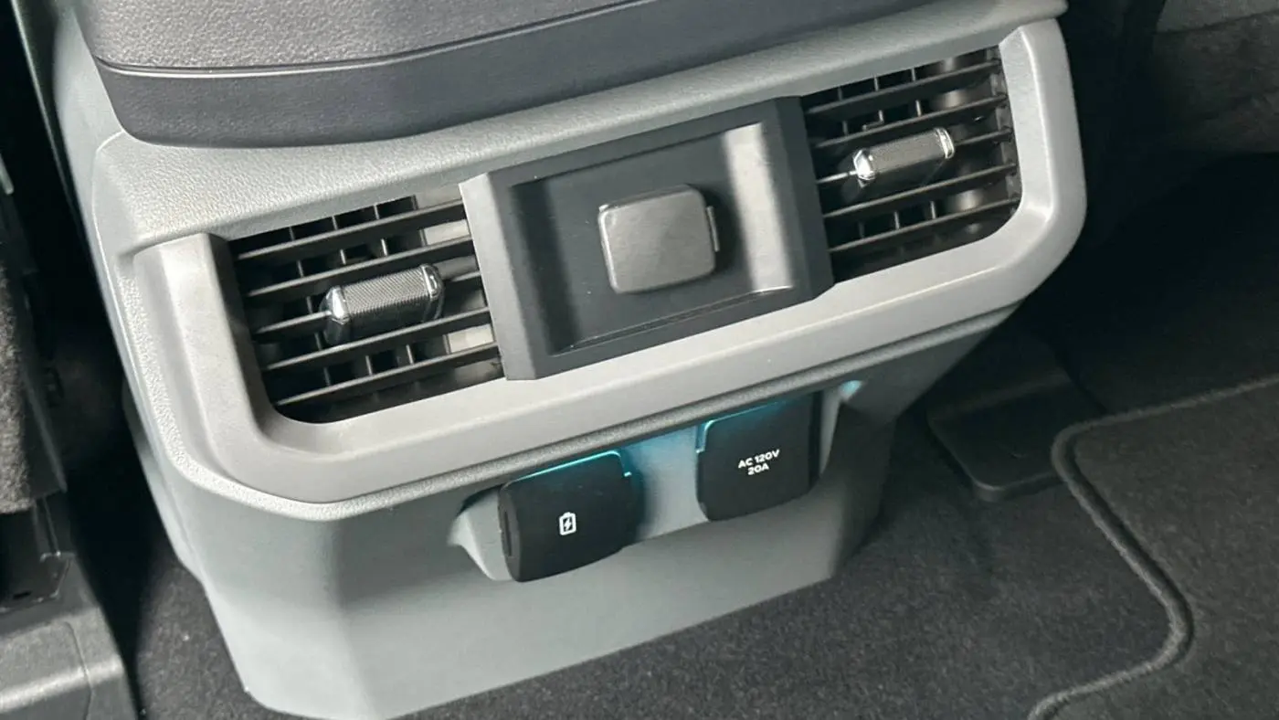 2024 Ford F-150 Lightning 1FTVW3LK7RWG23595