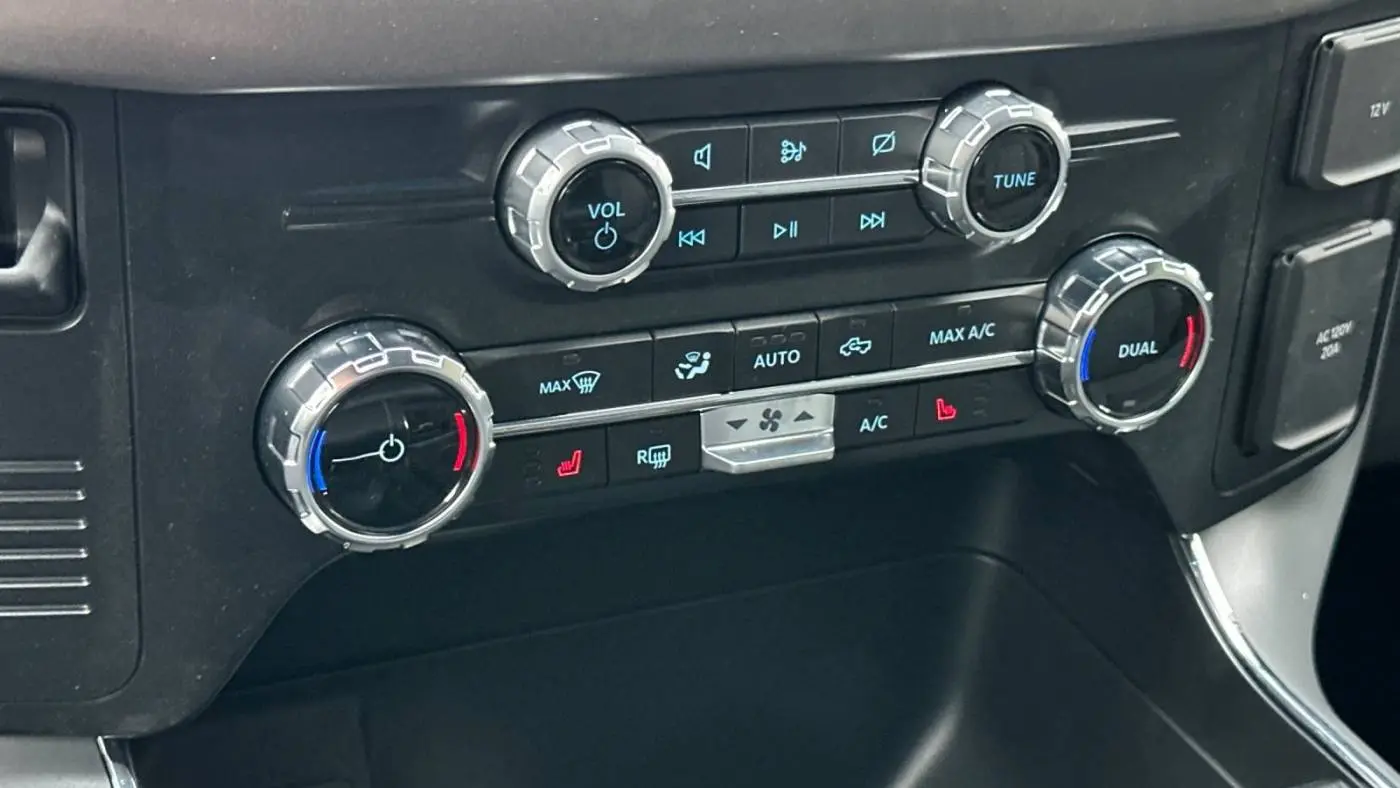 2024 Ford F-150 Lightning 1FTVW3LK7RWG23595