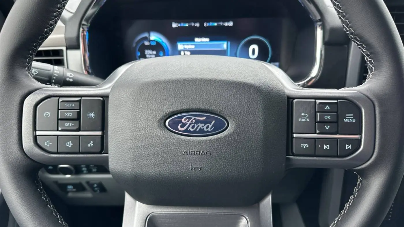 2024 Ford F-150 Lightning 1FTVW3LK7RWG23595
