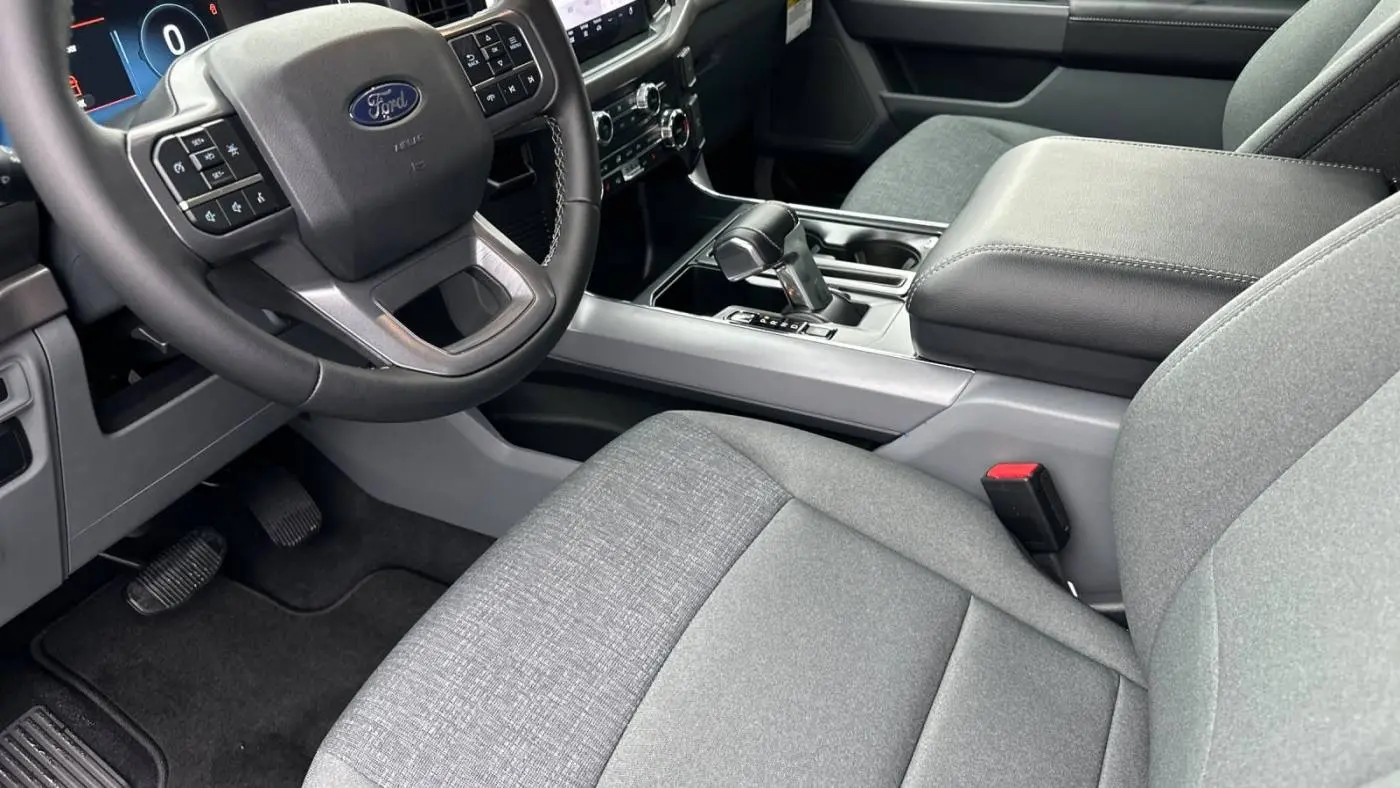 2024 Ford F-150 Lightning 1FTVW3LK7RWG23595