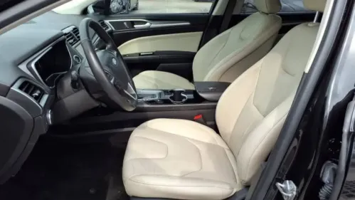 2015 Ford Fusion Energi - Images - 16