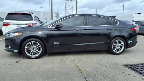 2015 Ford Fusion Energi - Images - 21