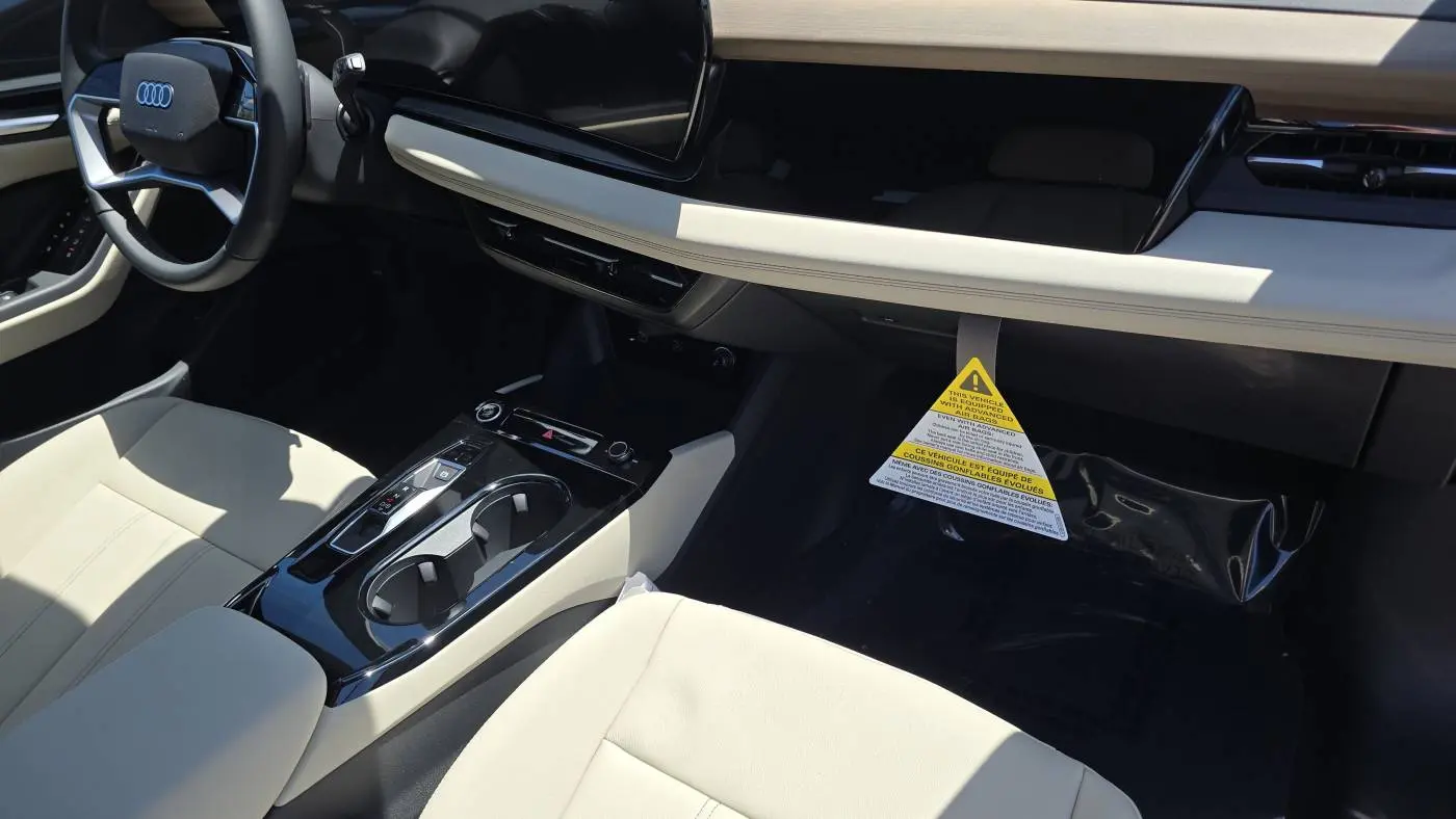 2025 Audi Q6 e-tron WA112BGF3SA016396