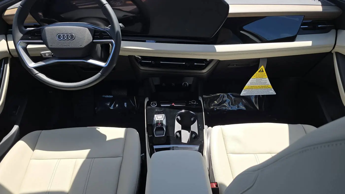 2025 Audi Q6 e-tron WA112BGF3SA016396