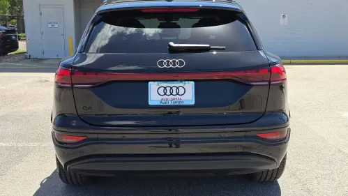 2025 Audi Q6 e-tron WA112BGF3SA016396