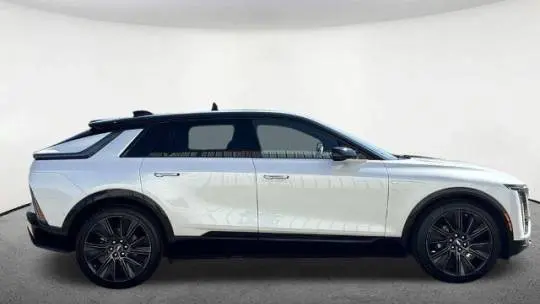 2025 Cadillac Lyriq 1GYKPYRL7SZ310350