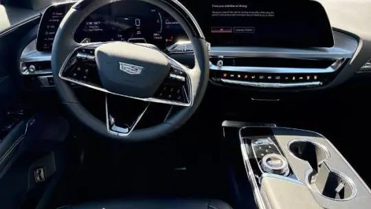 2025 Cadillac Lyriq 1GYKPRRL0SZ310597