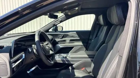 2025 Cadillac Lyriq 1GYKPRRL0SZ310597