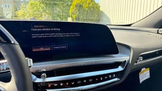 2025 Cadillac Lyriq 1GYKPRRL0SZ310597