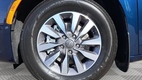 2025 Chrysler Pacifica 2C4RC1S79SR560476