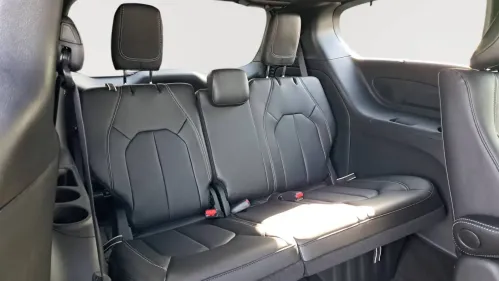 2025 Chrysler Pacifica 2C4RC1S79SR560476