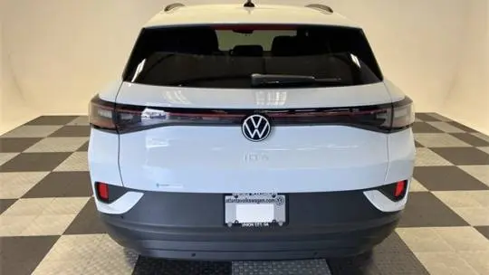 2023 Volkswagen ID.4 1V2BMPE88PC058143