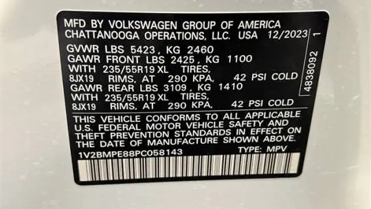 2023 Volkswagen ID.4 1V2BMPE88PC058143