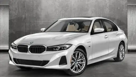 2024 BMW 3 Series - Images - 1