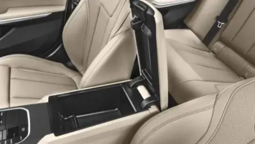 2024 BMW 3 Series - Images - 10