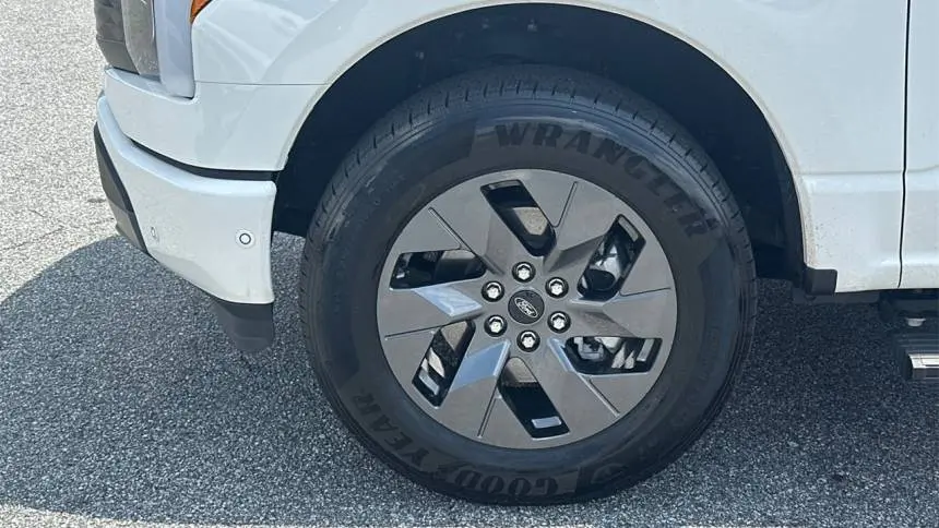 2023 Ford F-150 Lightning 1FT6W1EV1PWG29762
