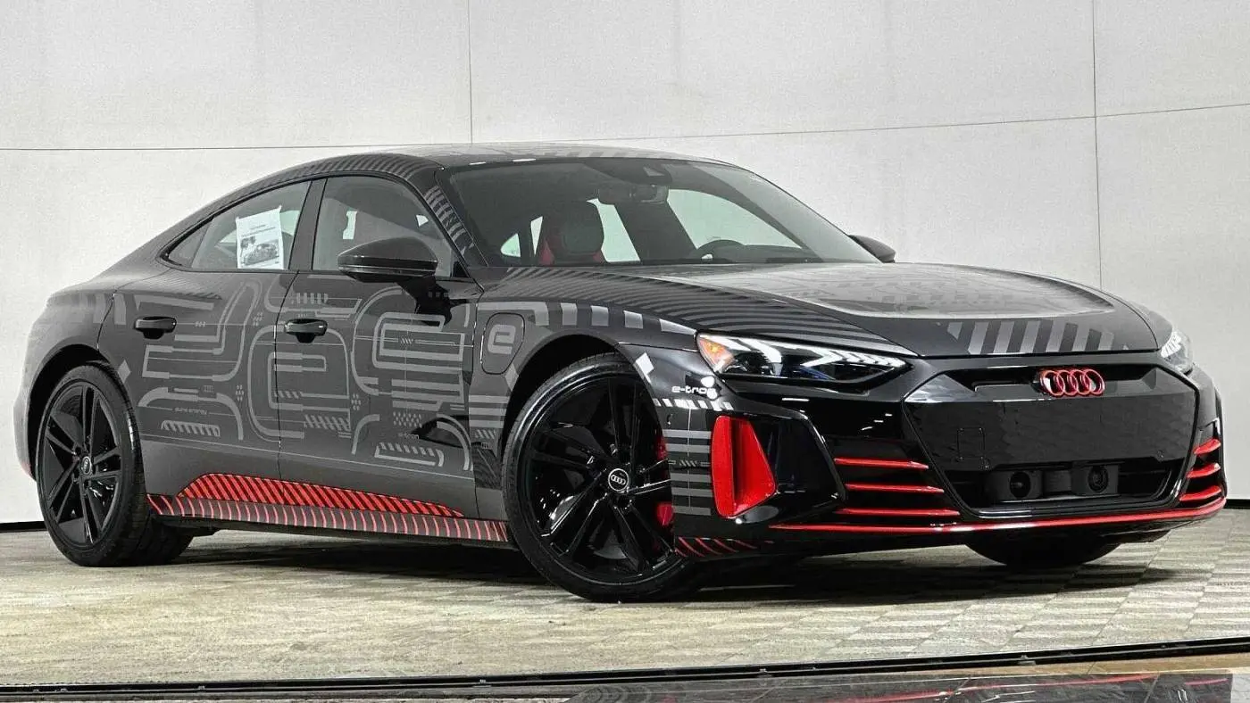 2023 Audi RS e-tron GT WAUAHBFW6P7901800