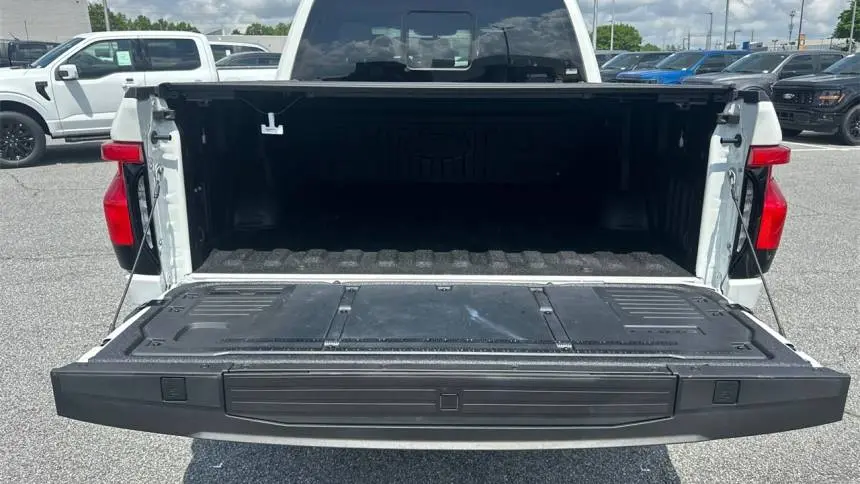 2023 Ford F-150 Lightning 1FT6W1EV1PWG29762