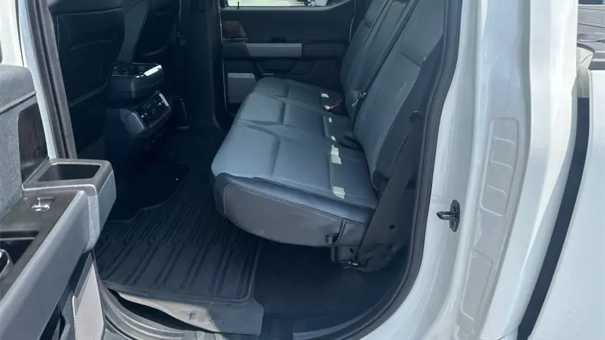 2023 Ford F-150 Lightning 1FT6W1EV1PWG29762