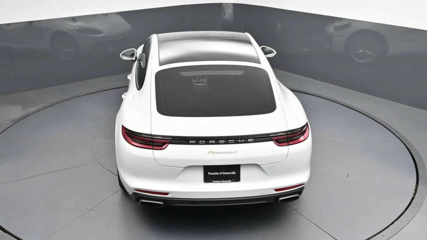 2018 Porsche Panamera WP0AE2A70JL130311