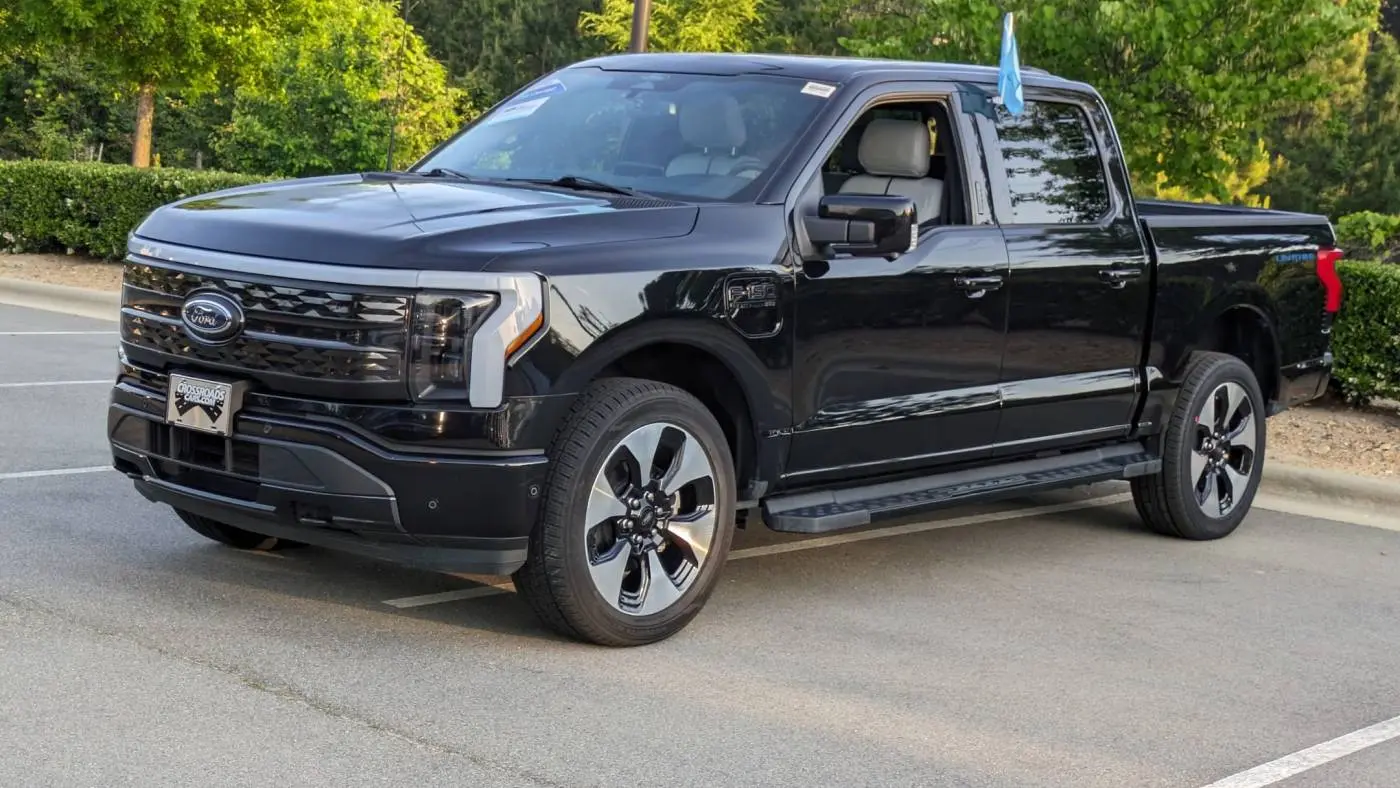 2022 Ford F-150 Lightning 1FT6W1EV7NWG06550