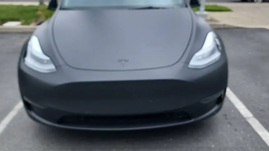 2022 Tesla Model Y 7SAYGDEF8NF513656