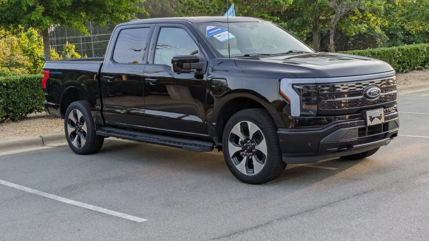 2022 Ford F-150 Lightning 1FT6W1EV7NWG06550