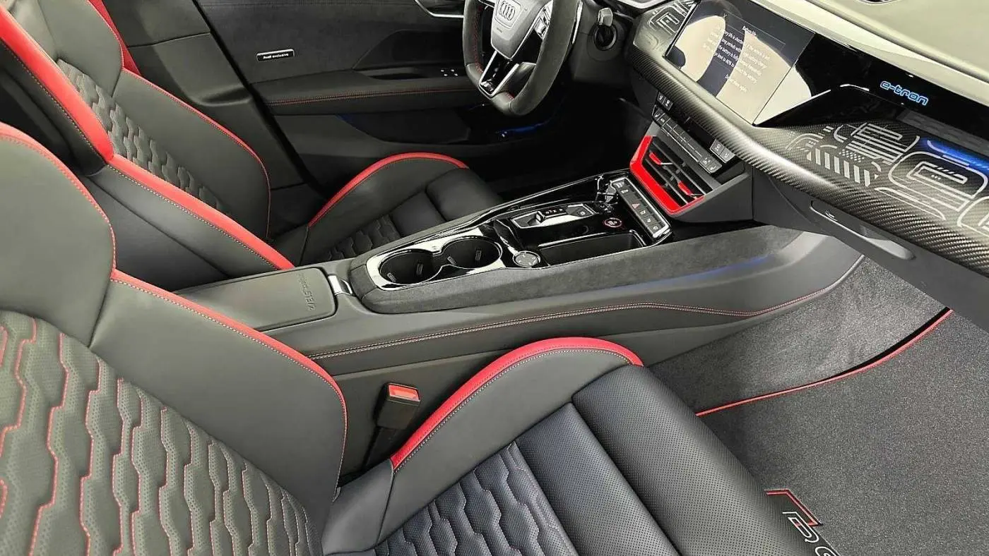 2023 Audi RS e-tron GT WAUAHBFW6P7901800
