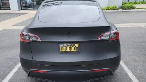 2022 Tesla Model Y 7SAYGDEF8NF513656