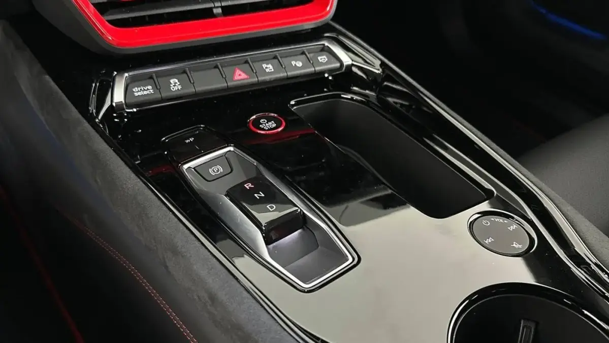 2023 Audi RS e-tron GT - Images - 17