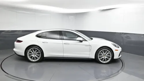 2018 Porsche Panamera WP0AE2A70JL130311