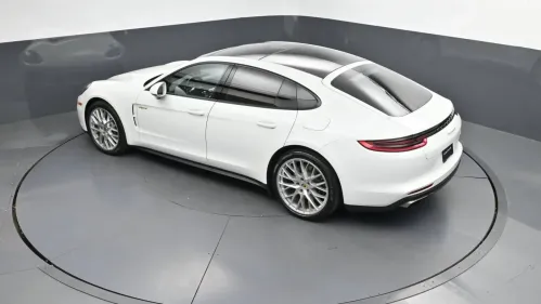 2018 Porsche Panamera WP0AE2A70JL130311