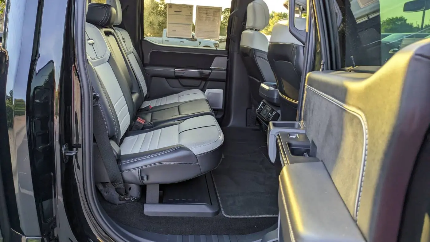 2022 Ford F-150 Lightning 1FT6W1EV7NWG06550