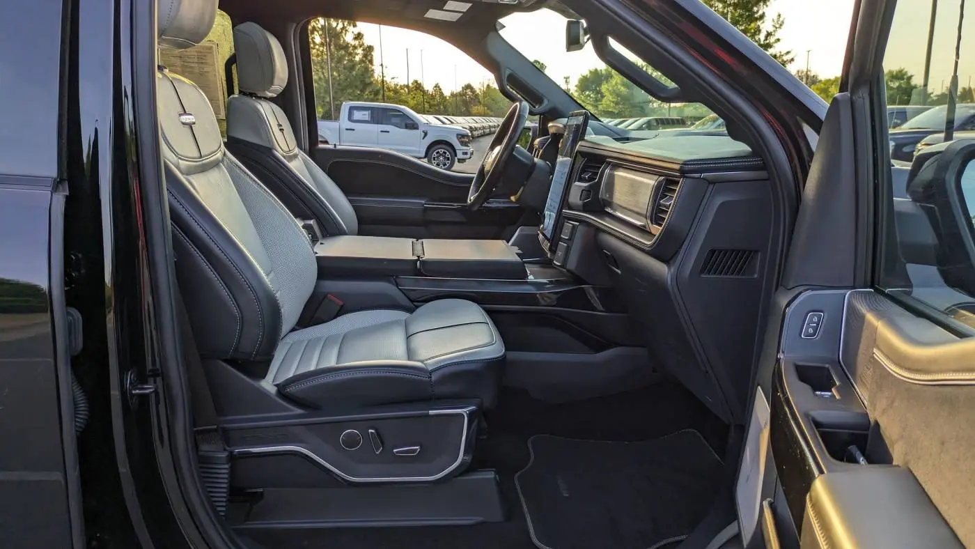 2022 Ford F-150 Lightning 1FT6W1EV7NWG06550