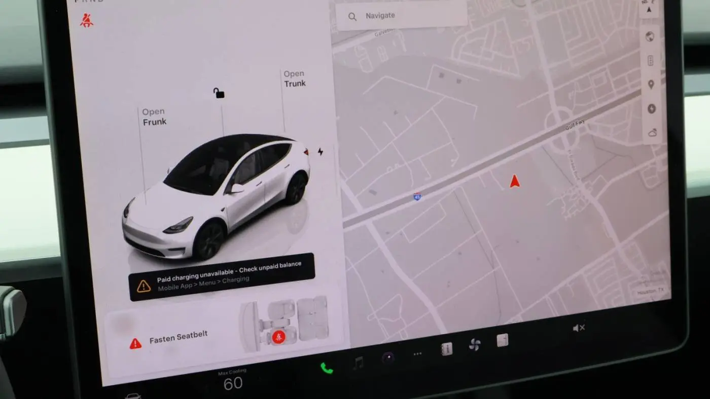 2024 Tesla Model Y 7SAYGDEE9RF117281