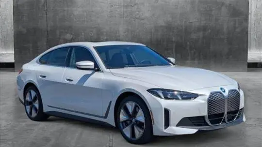 2025 BMW i4 WBY23HD0XSFU82337