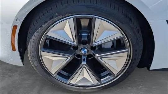 2025 BMW i4 WBY23HD0XSFU82337